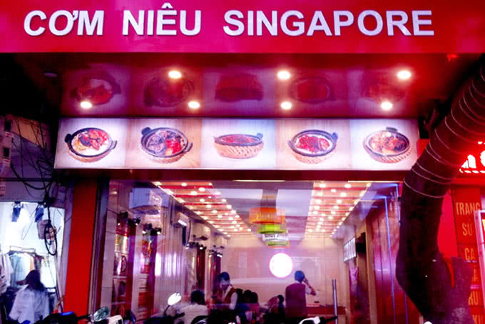Nhà hàng cơm niêu Singapore KOMBO tuyển dụng quản lý và trợ lý quản lý nhà hàng
