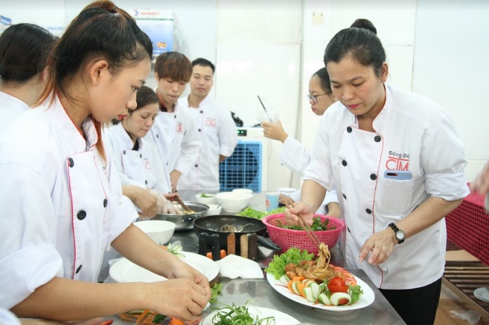 Kỹ năng quản lý bếp nhà hàng để tăng hiệu suất làm việc của bếp