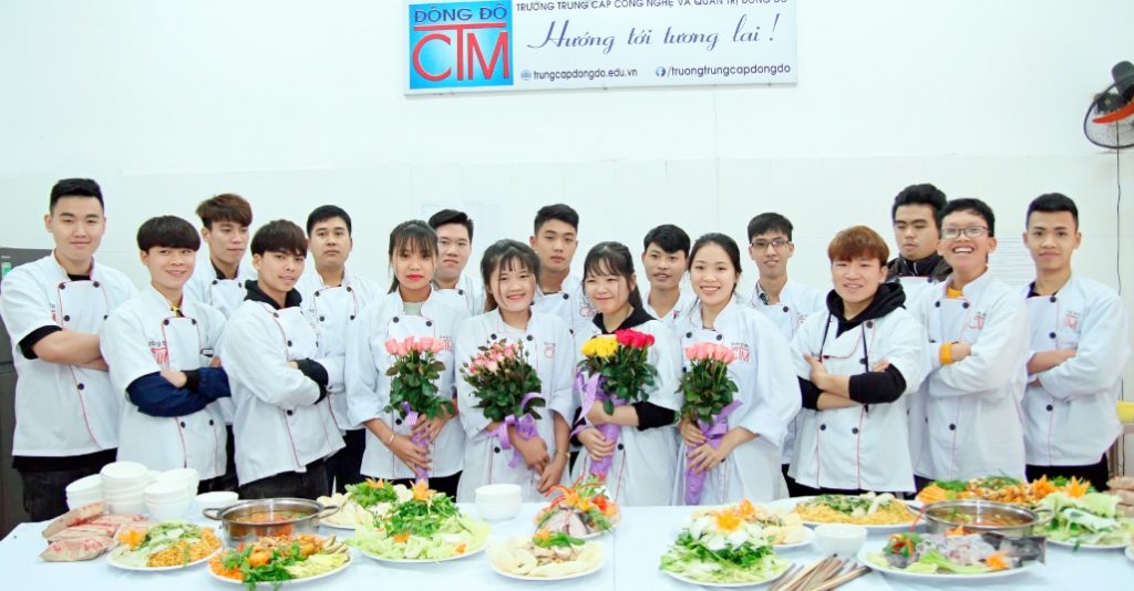 Lớp trung cấp nấu ăn_giaoducnghe.edu.vn