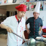Lớp học đầu bếp Việt_giáo dục nghề